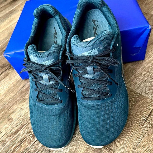 Altra running shoes for men - Picture 6 of 7